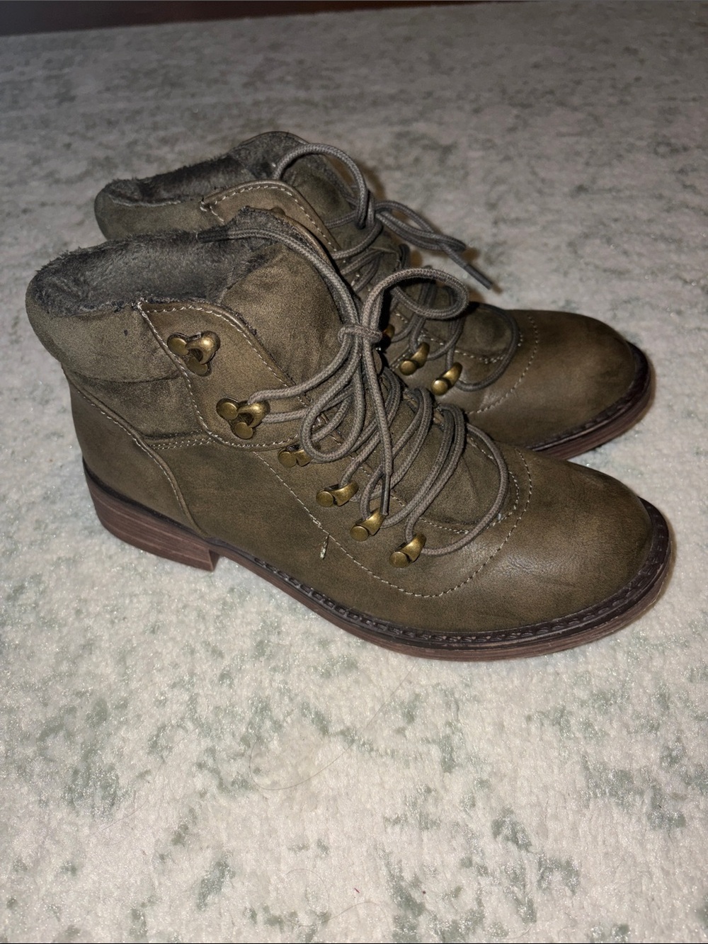 Sugar Olive Lace-Up Combat Ankle Boots with Faux-Fur Collar